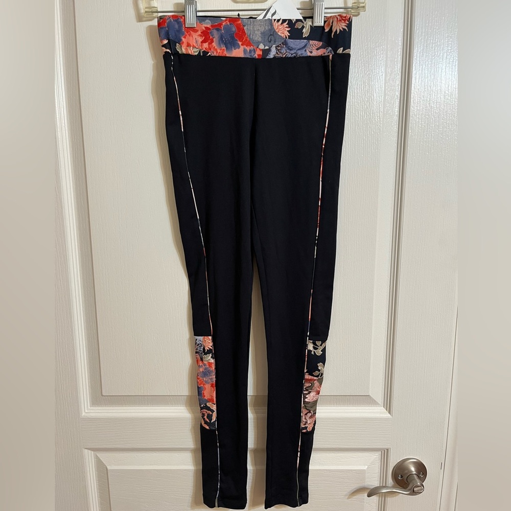 Zara Leggings NWT Size L